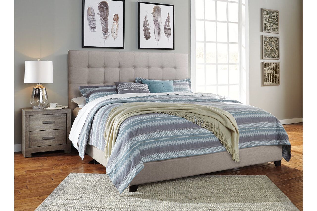 Contemporary Beige Queen Upholstered Panel Bed With Chime 10" Hybrid Plush Bed In A Box Mattress B130581M91X32M69631