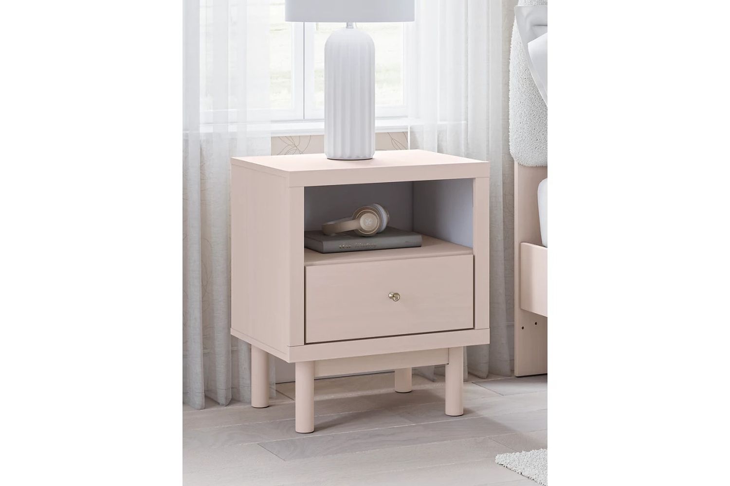 Wistenpine Nightstand In Blush B132391