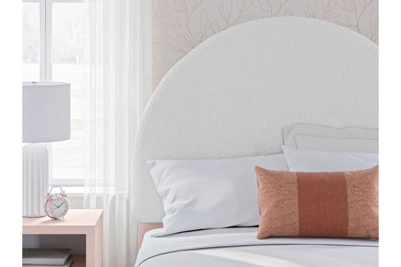 Wistenpine Full Upholstered Panel Bed with Storage In Blush B1323B15