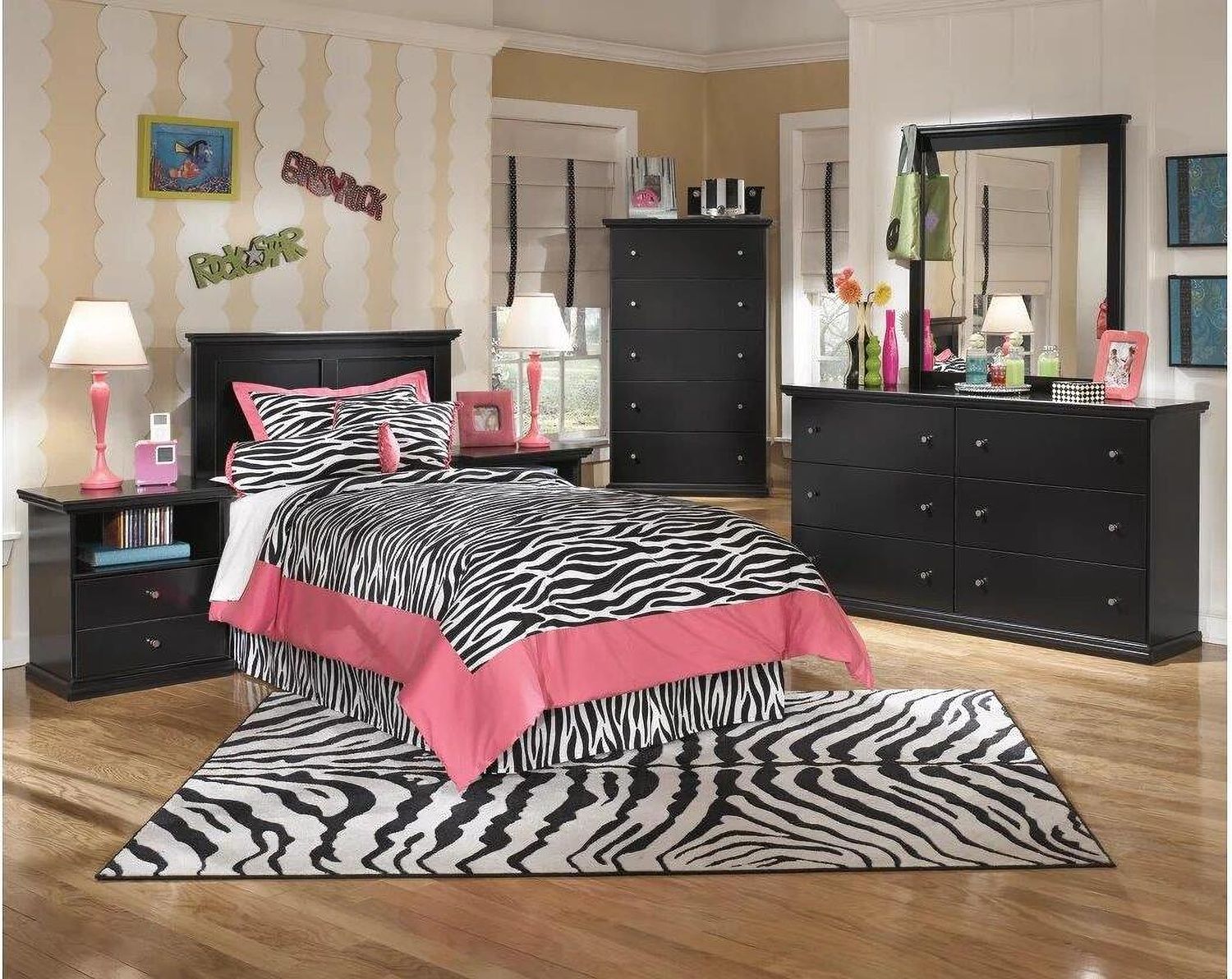 Maribel Dresser B13831