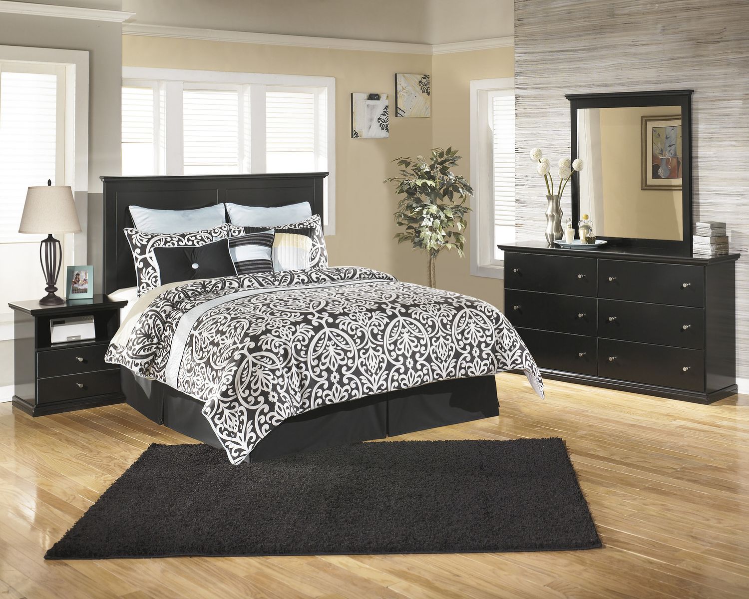 Maribel Dresser B13831
