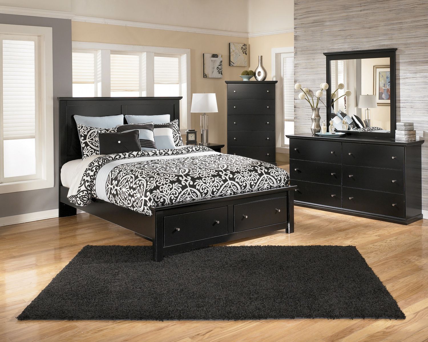 Maribel Chest B13846