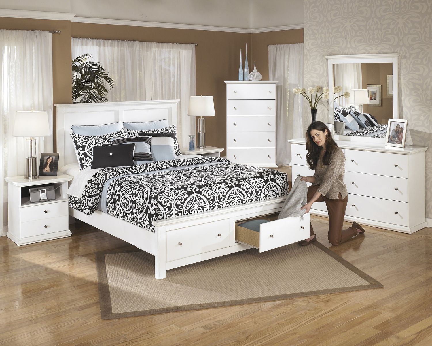 Bostwick Shoals Dresser B13931