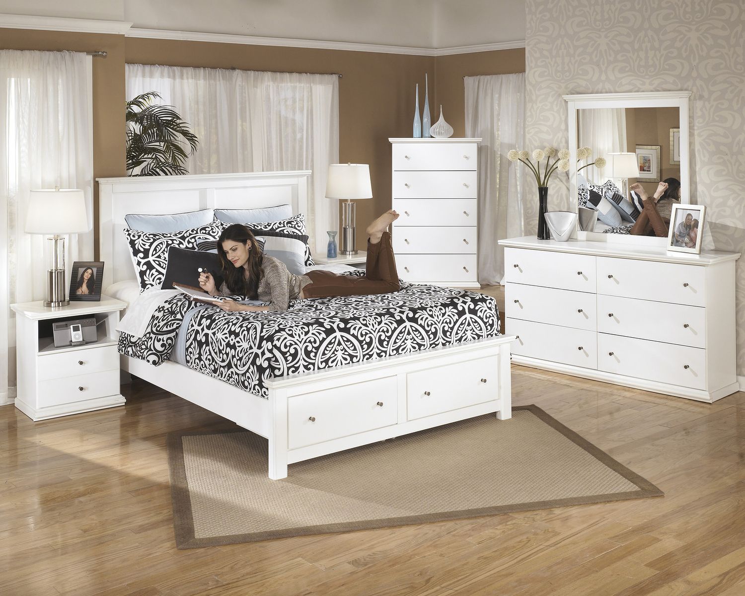 Bostwick Shoals Dresser B13931