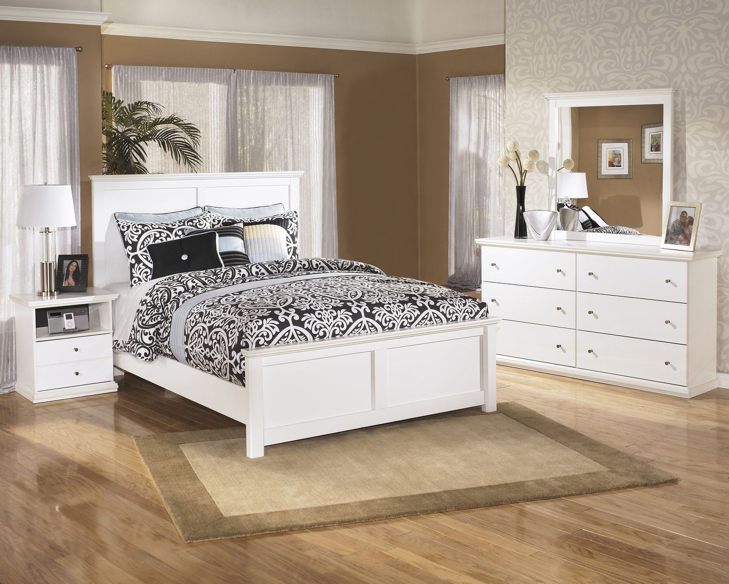 Bostwick Shoals Dresser B13931