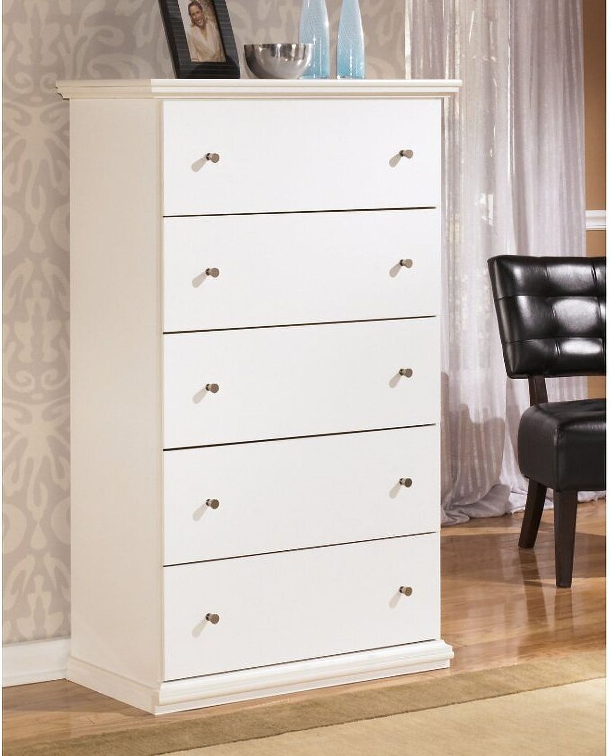 Bostwick Shoals Chest B13946
