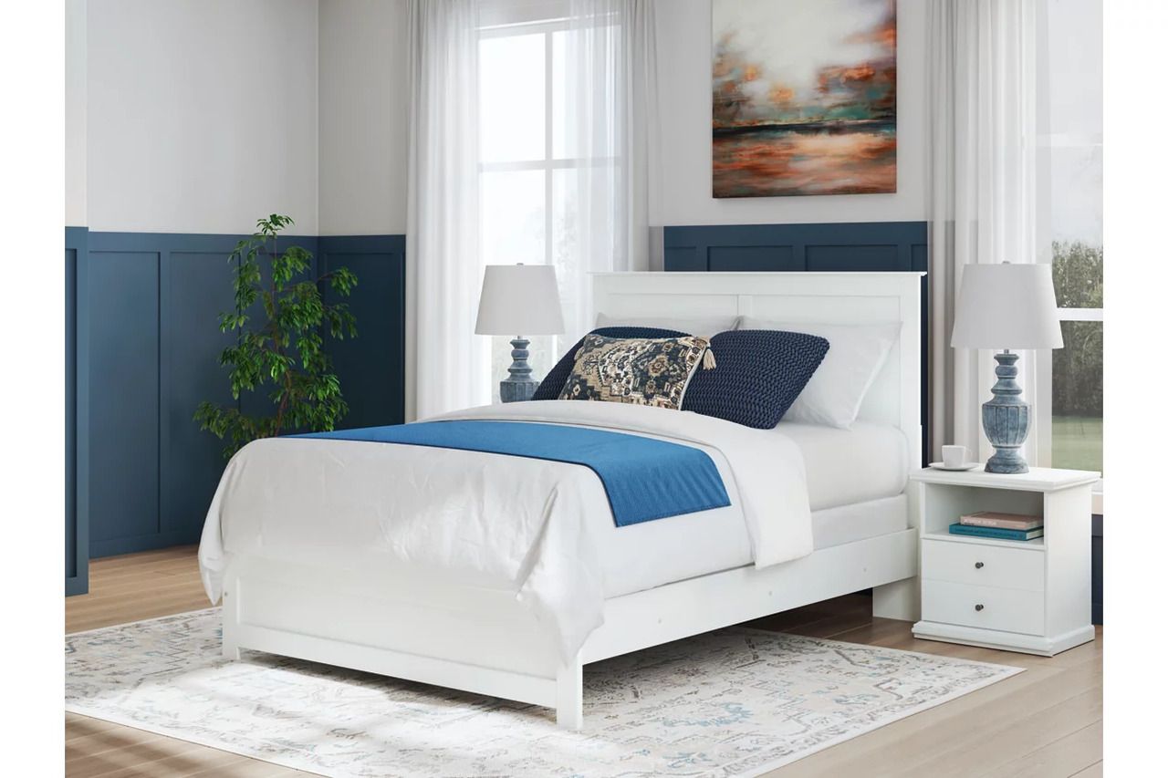 Bostwick Shoals Queen Panel Bed In White B139B43