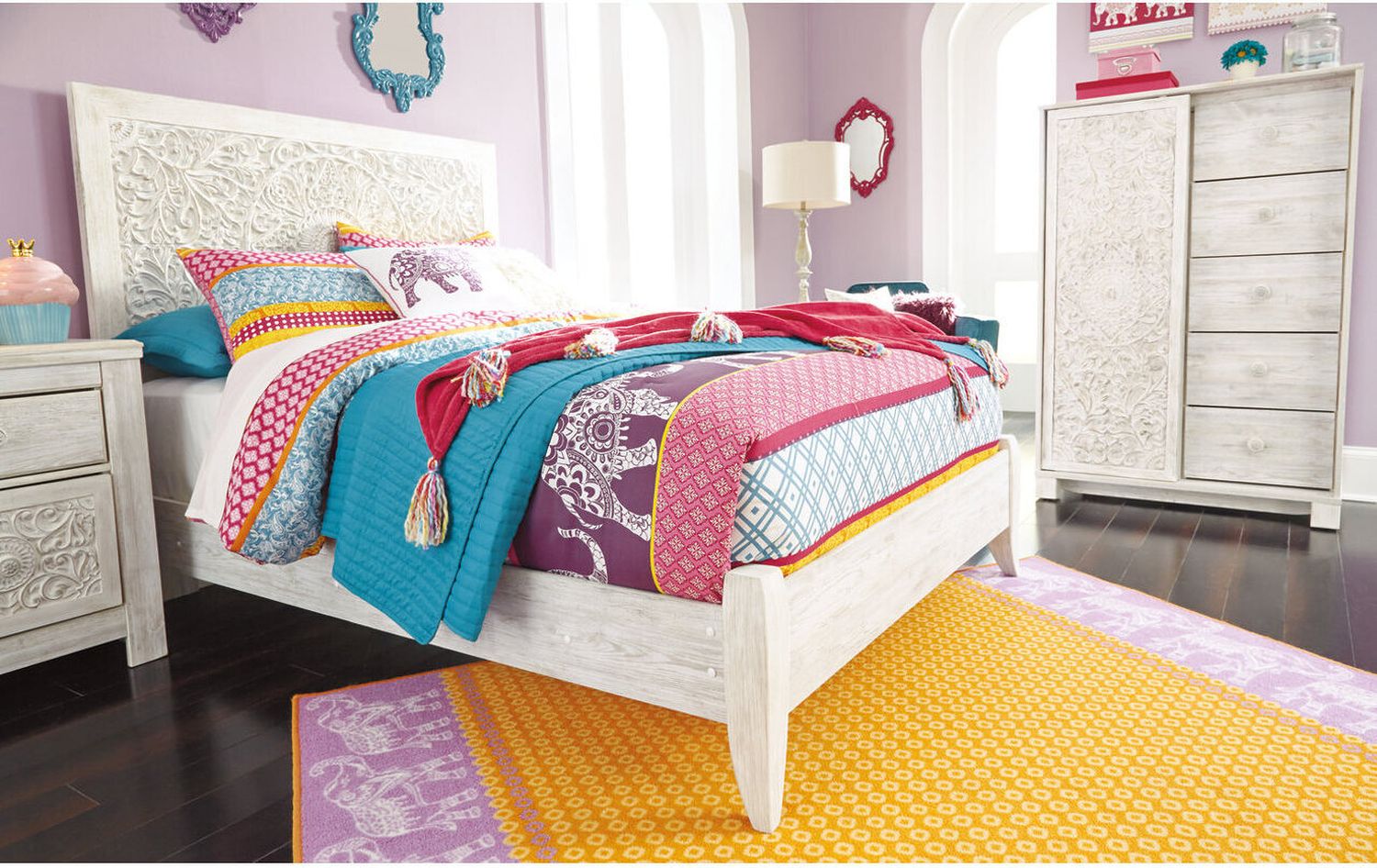 Paxberry Whitewash Full Panel Bed B181B2