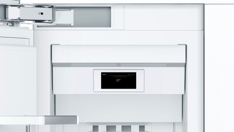Benchmark Built-in Freezer 18'' flat hinge view 3