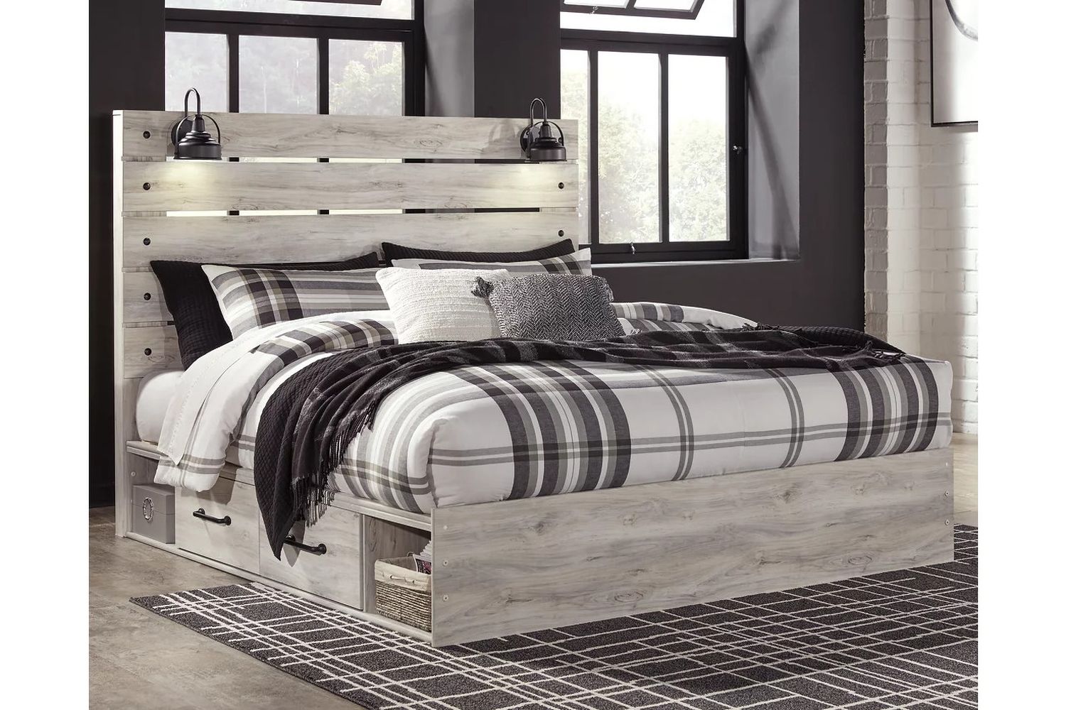 Cambeck Whitewash King Panel Bed with Double Underbed Storage B192B27