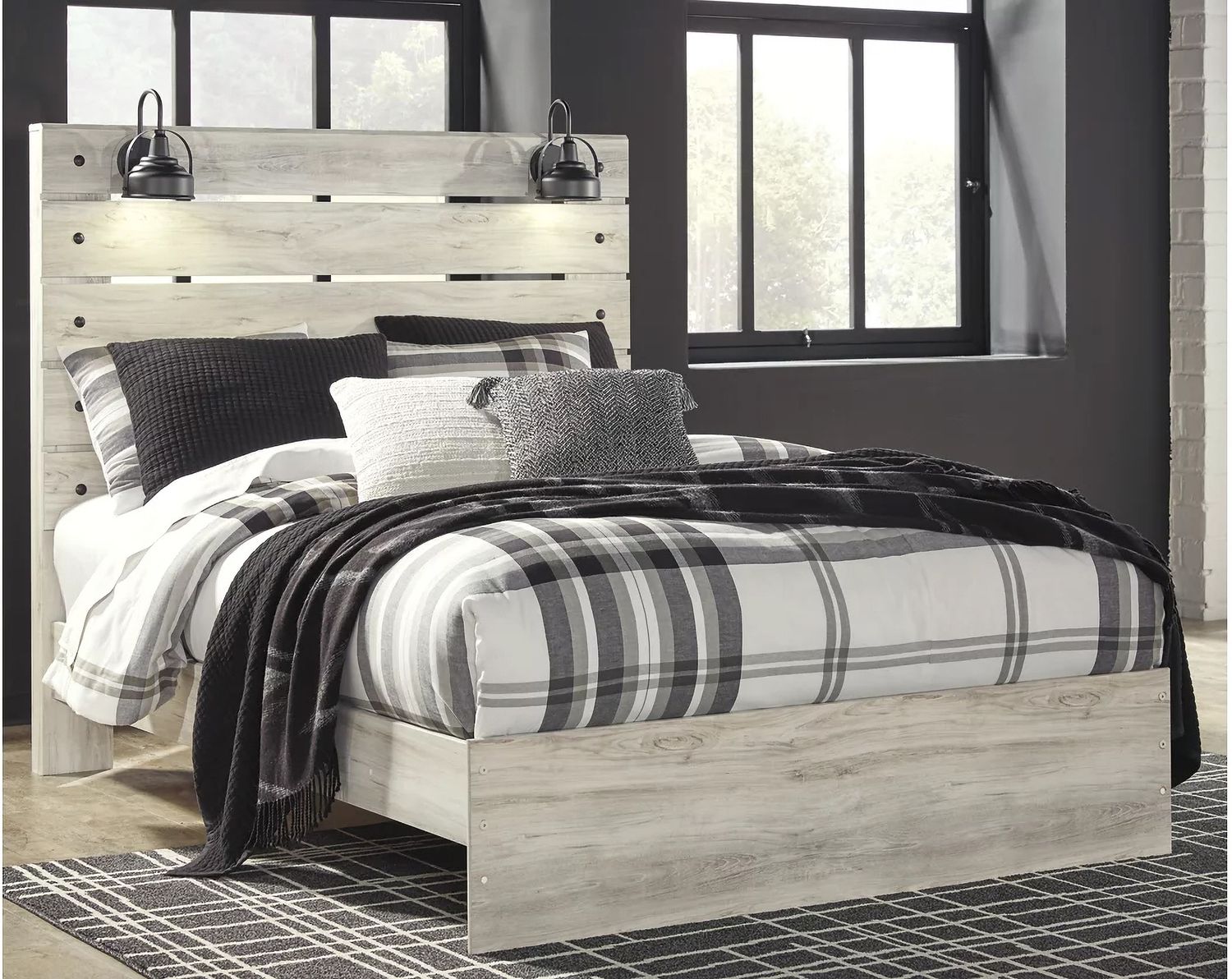 Cambeck Whitewash Queen Panel Bed B192B4