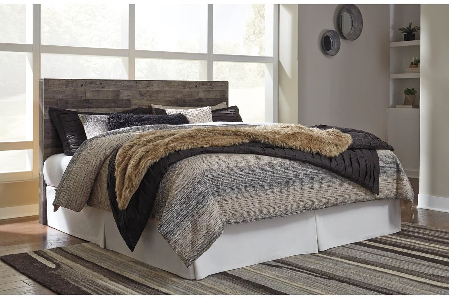 Derekson King Panel Headboard In Multi Gray B20058