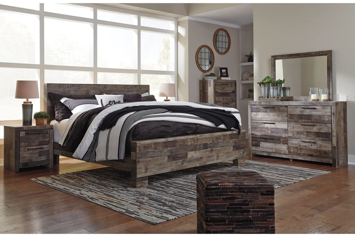Derekson Gray King Panel Bed B200B11