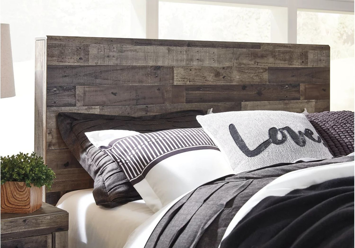 Derekson Gray King Storage Panel Bed B200B14