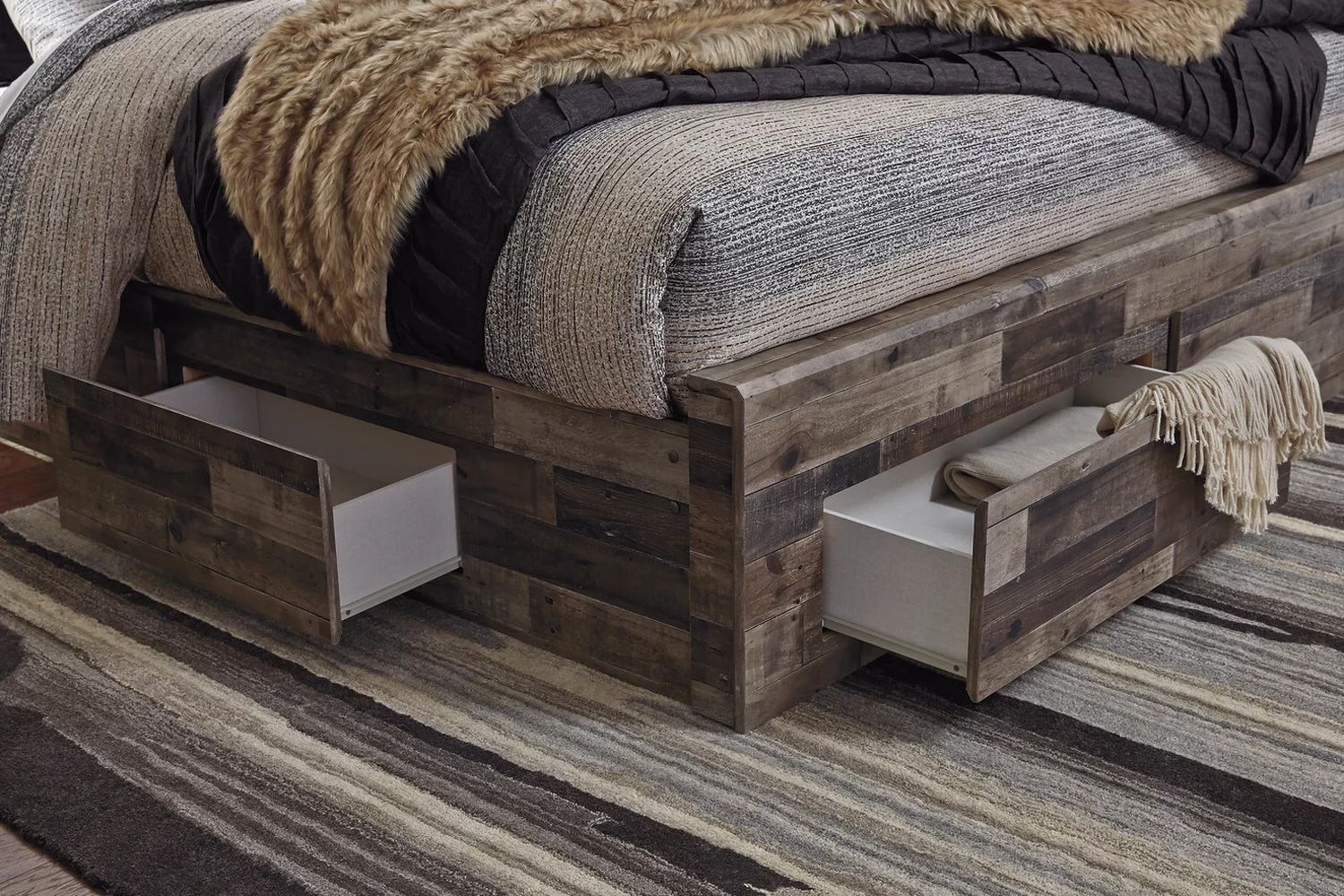 Derekson Queen Panel Bed with 6 Storage Drawers In Multi Gray B200B8