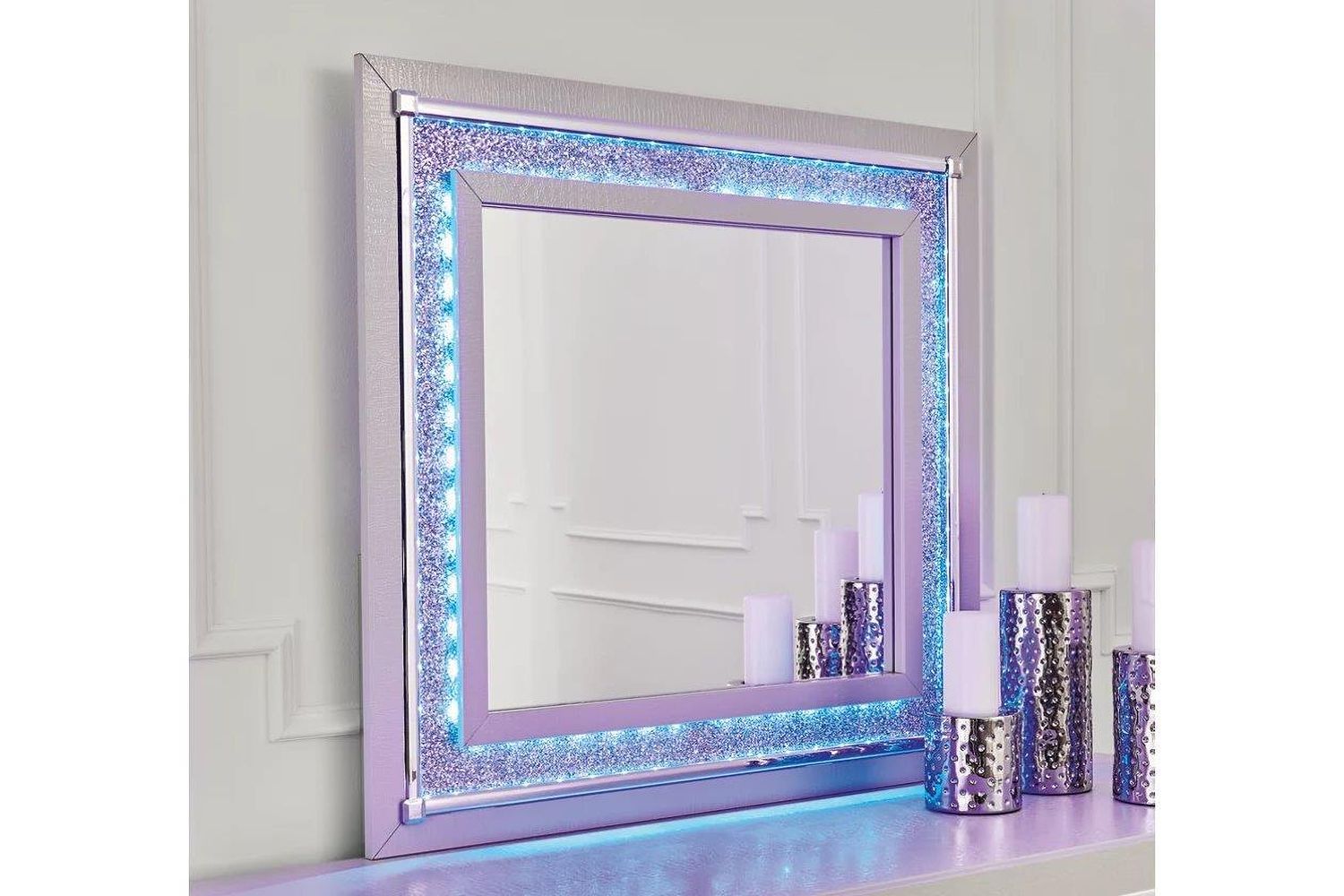 Zyniden Bedroom Mirror In Silver B211436