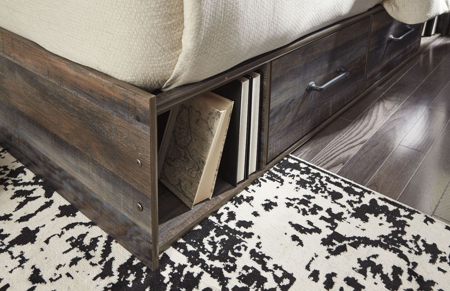 Drystan Multi Queen Panel Bed with Side Storage B211B10