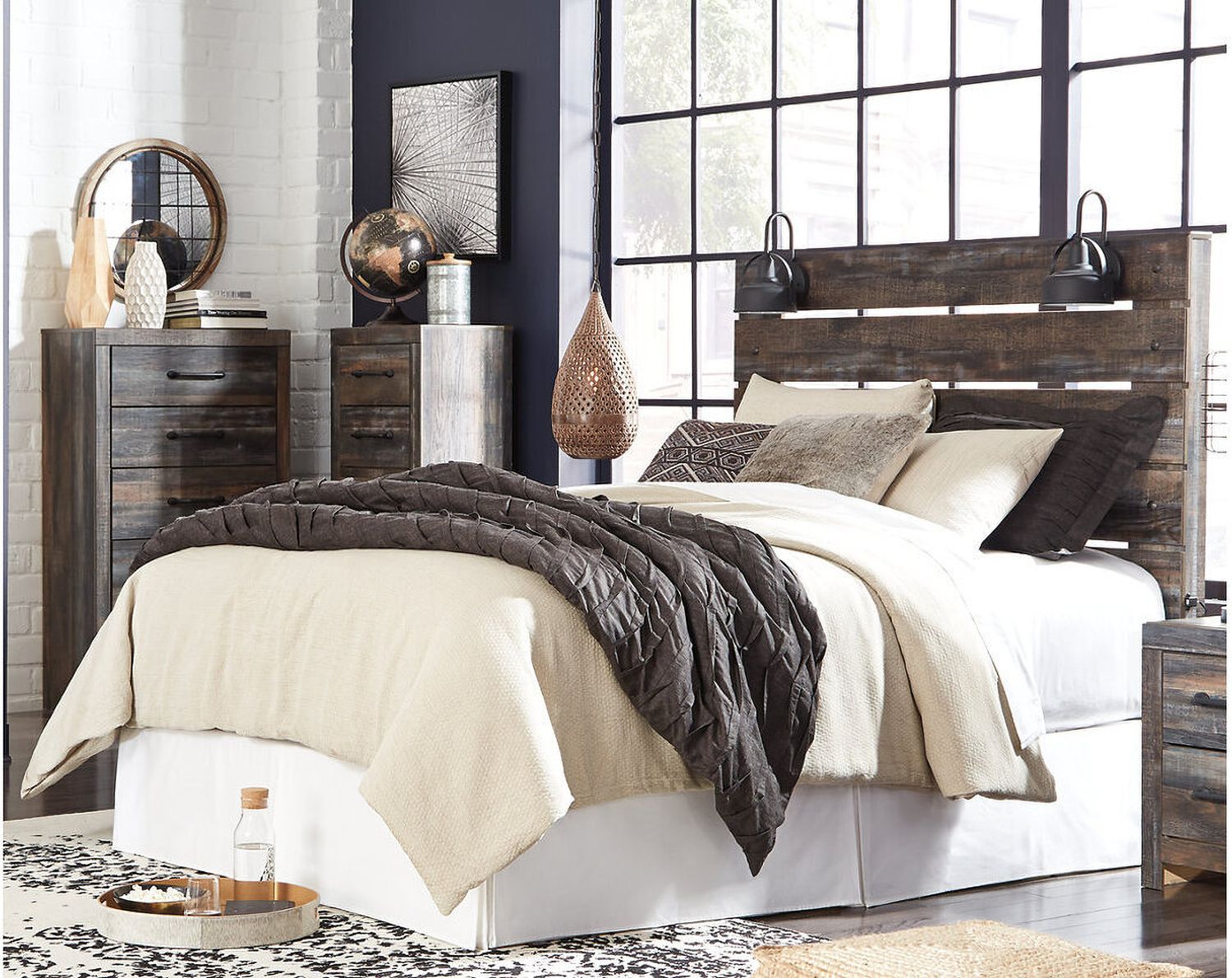 Drystan Multi Queen Panel Bed B211B4