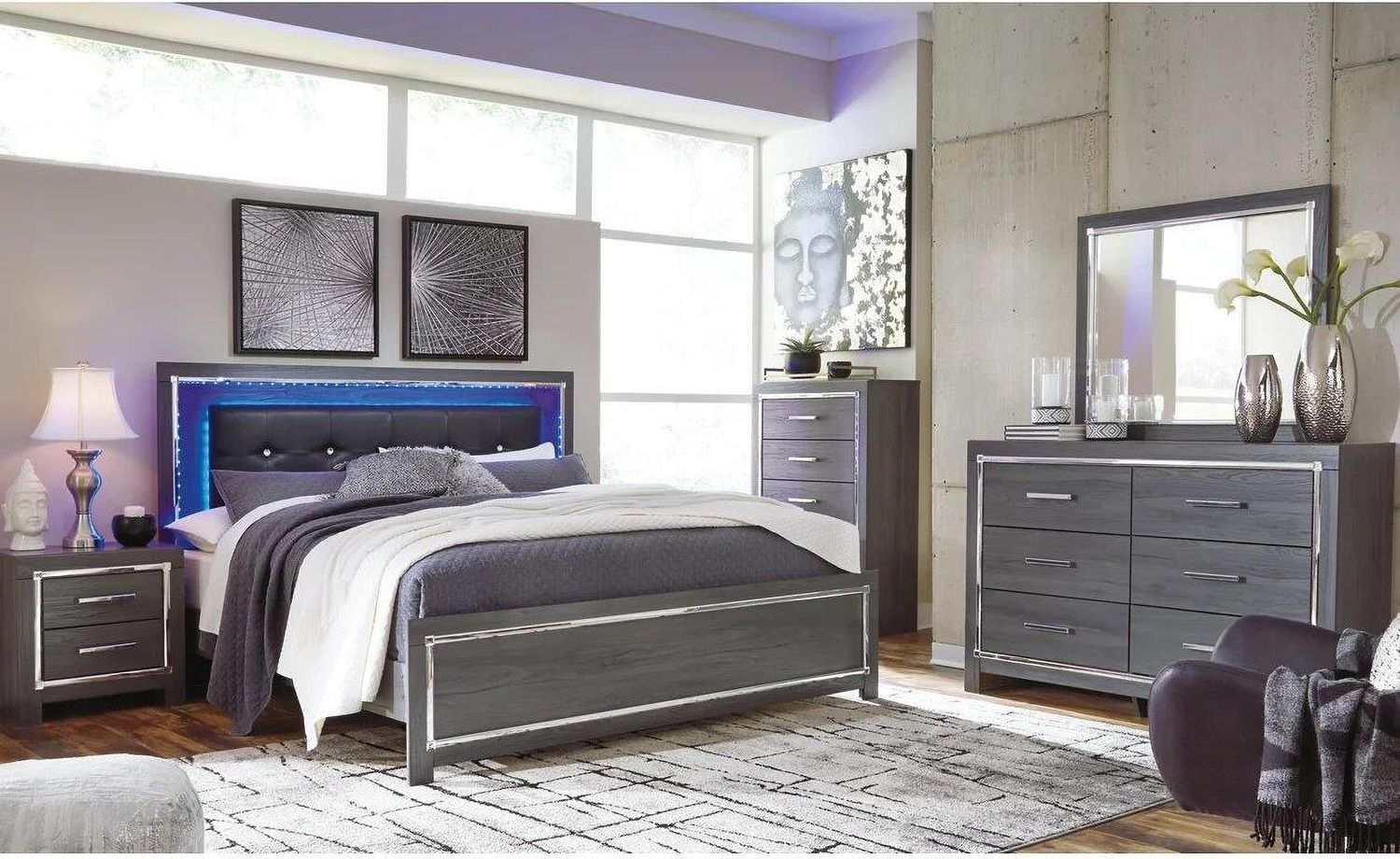 Lodanna Gray Dresser B21431