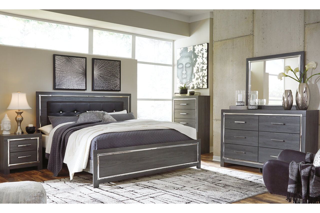 Lodanna Gray King Upholstered Panel Bed B214B10