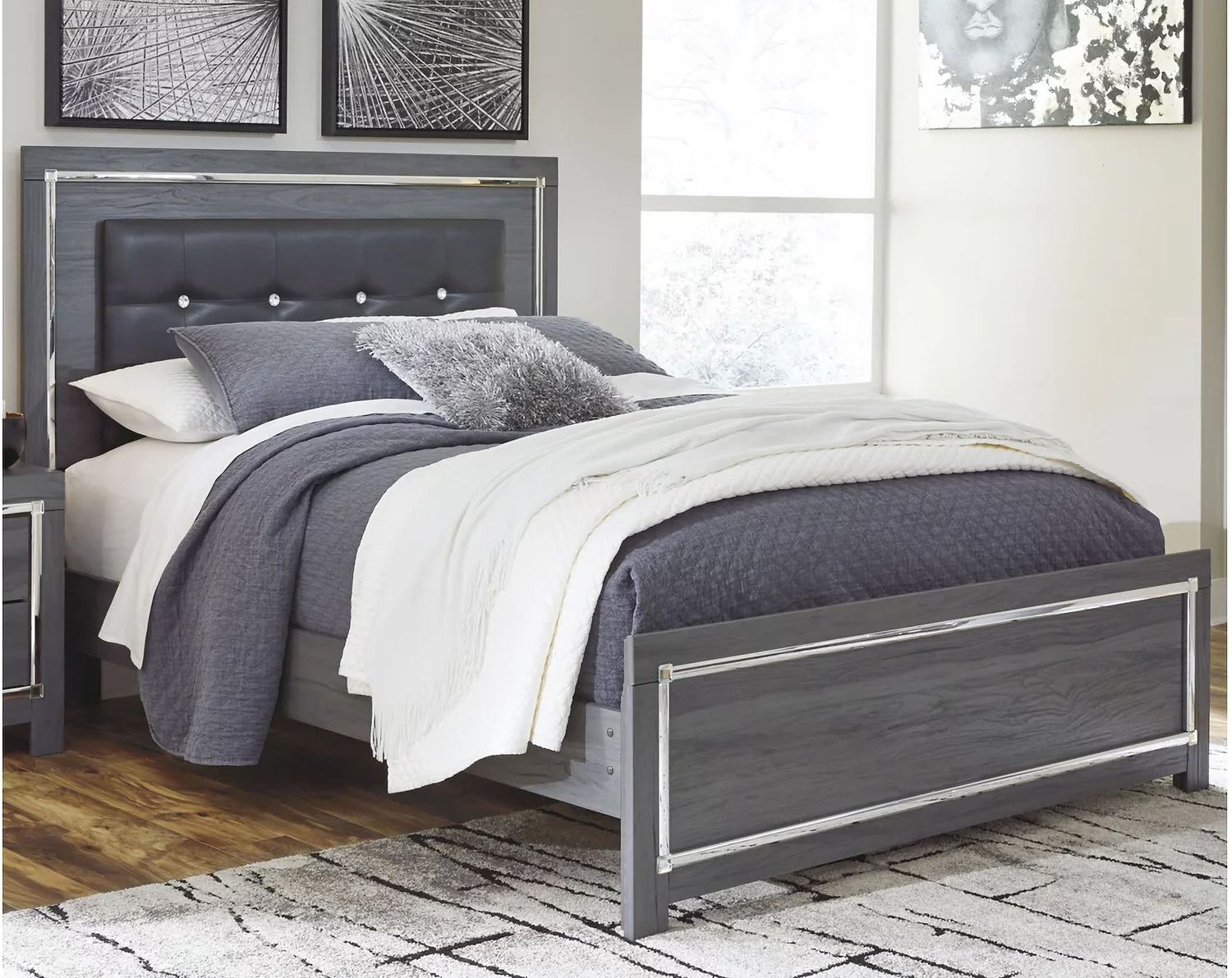 Lodanna Gray Queen Upholstered Panel Bed B214B2
