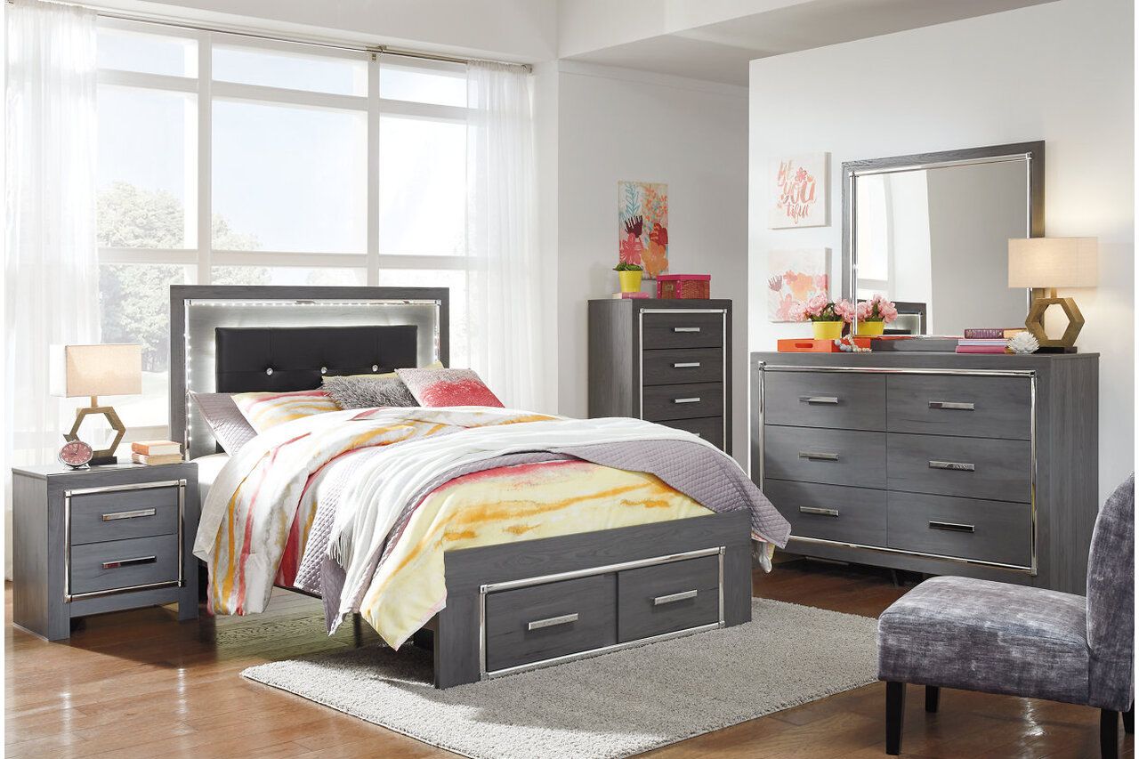 Lodanna Gray Full Upholstered Panel Storage Bed B214B5