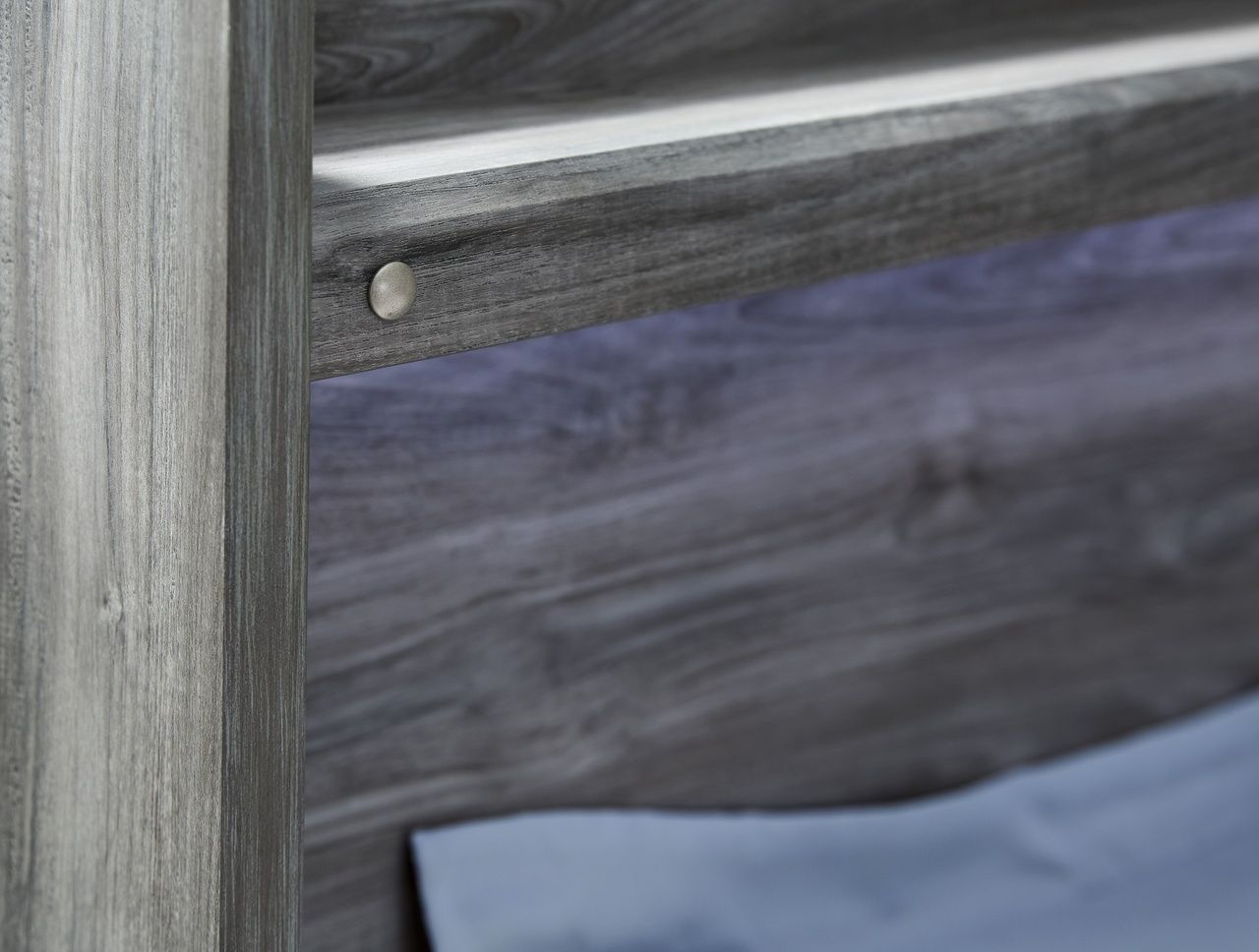 Baystorm Queen Panel Bed with 4 Storage Drawers In Gray B221B13