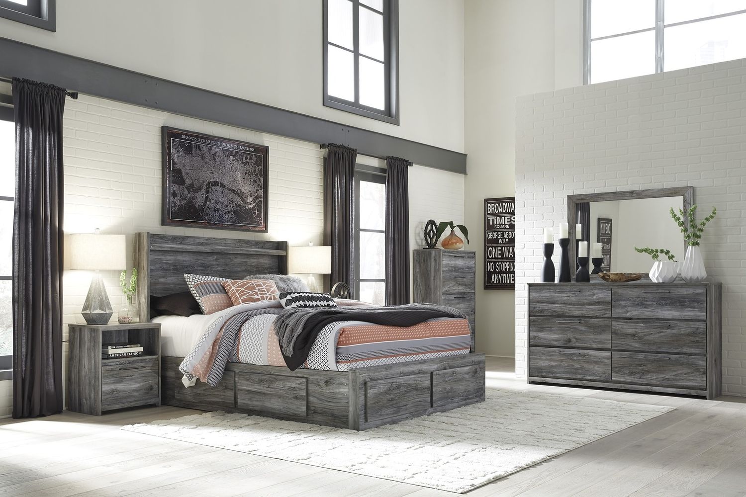 Baystorm King Panel Bed with 4 Storage Drawers In Gray B221B15