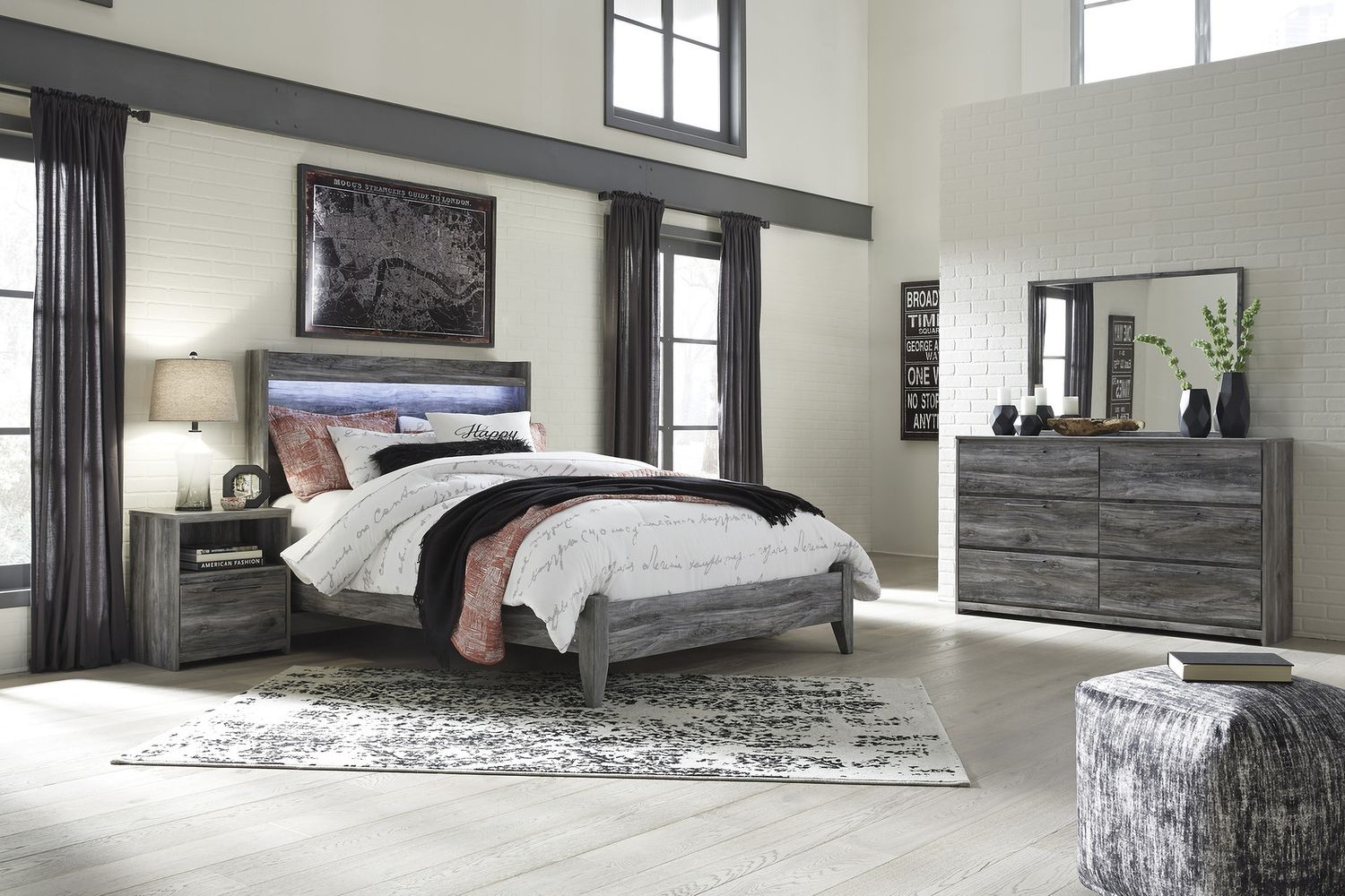 Baystorm Queen Panel Bed In Gray B221B2