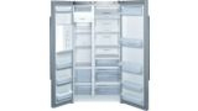 Series 4 Freestanding Counter-Depth Side-by-Side Refrigerator Stainless Steel, Total No Frost B22CS30SNS