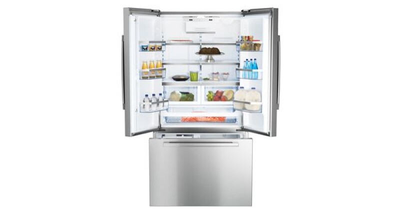 Series 6 French Door Bottom Mount Refrigerator 36'' Stainless Steel, Total No Frost B22CT80SNS