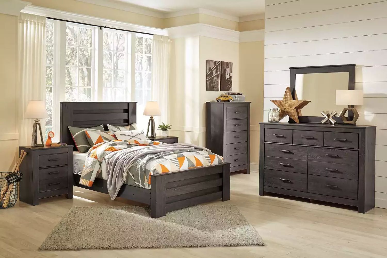 Brinxton Black Dresser B24931