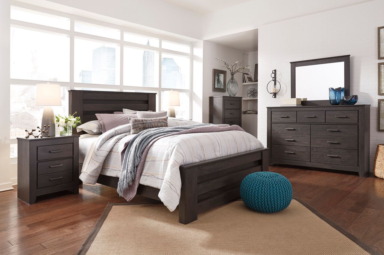 Brinxton Black Dresser B24931