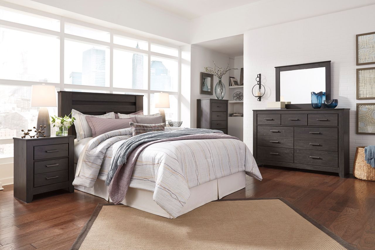 Brinxton Black Dresser B24931