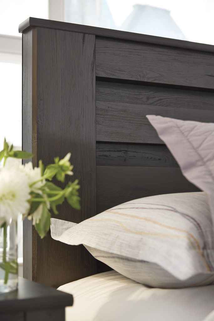 Brinxton Black Dresser B24931