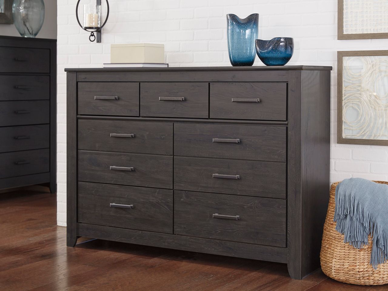Brinxton Black Dresser B24931