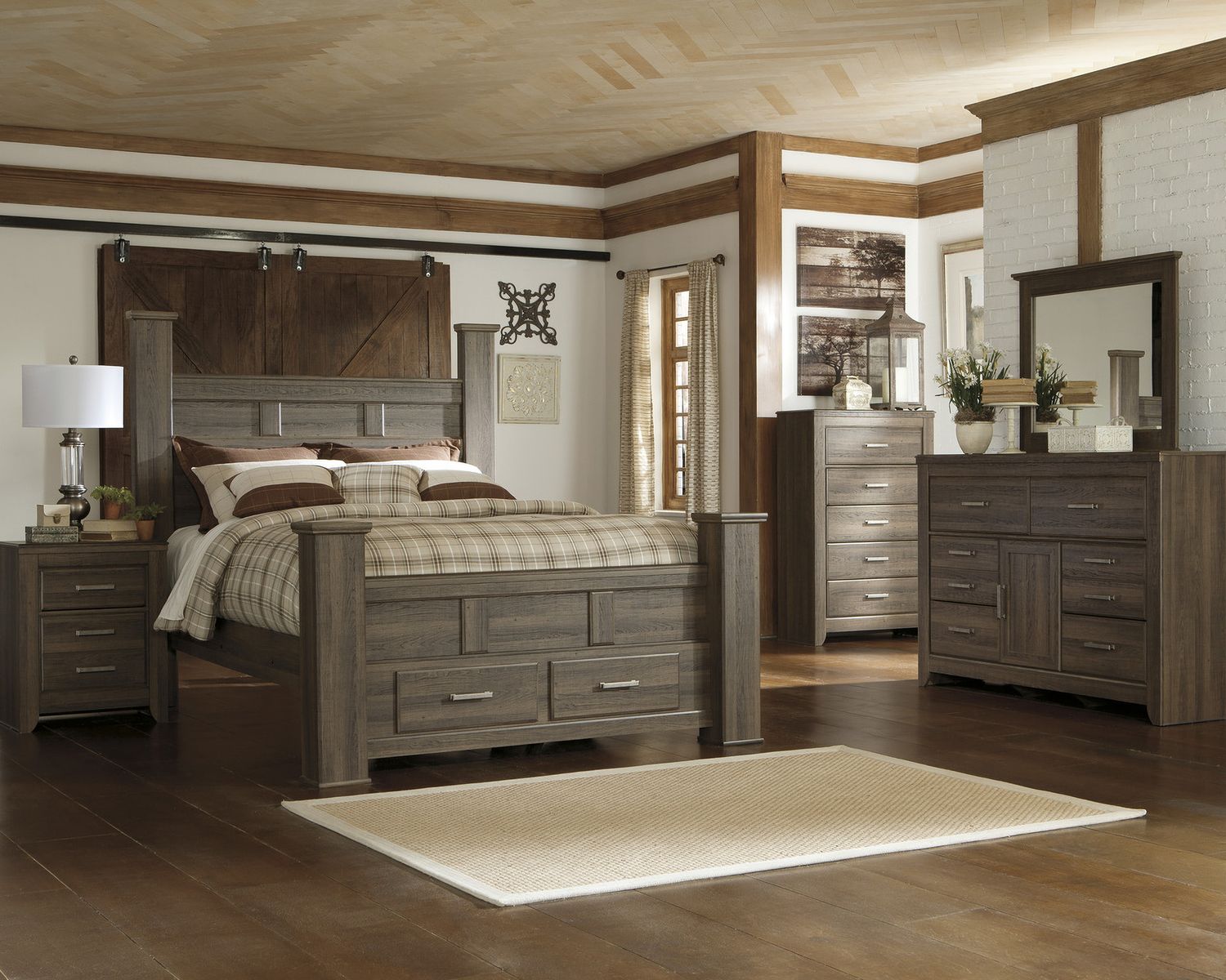 Juararo Dresser B25131