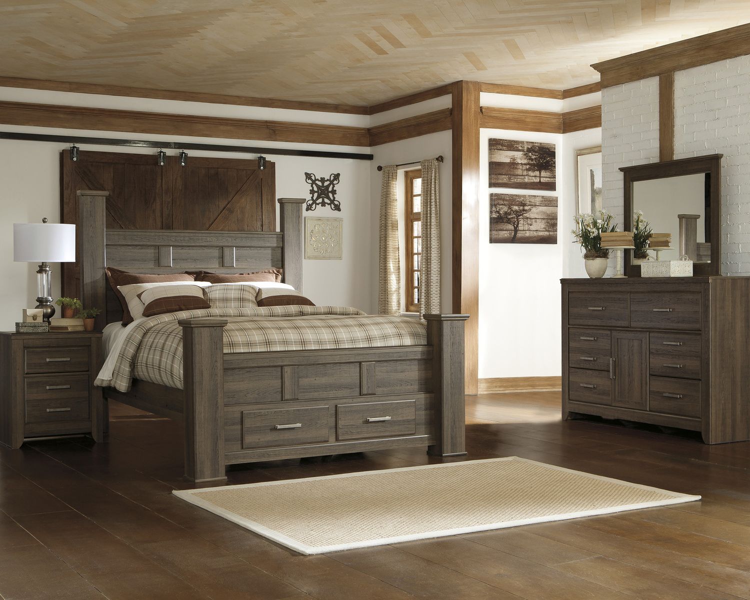 Juararo Dresser B25131