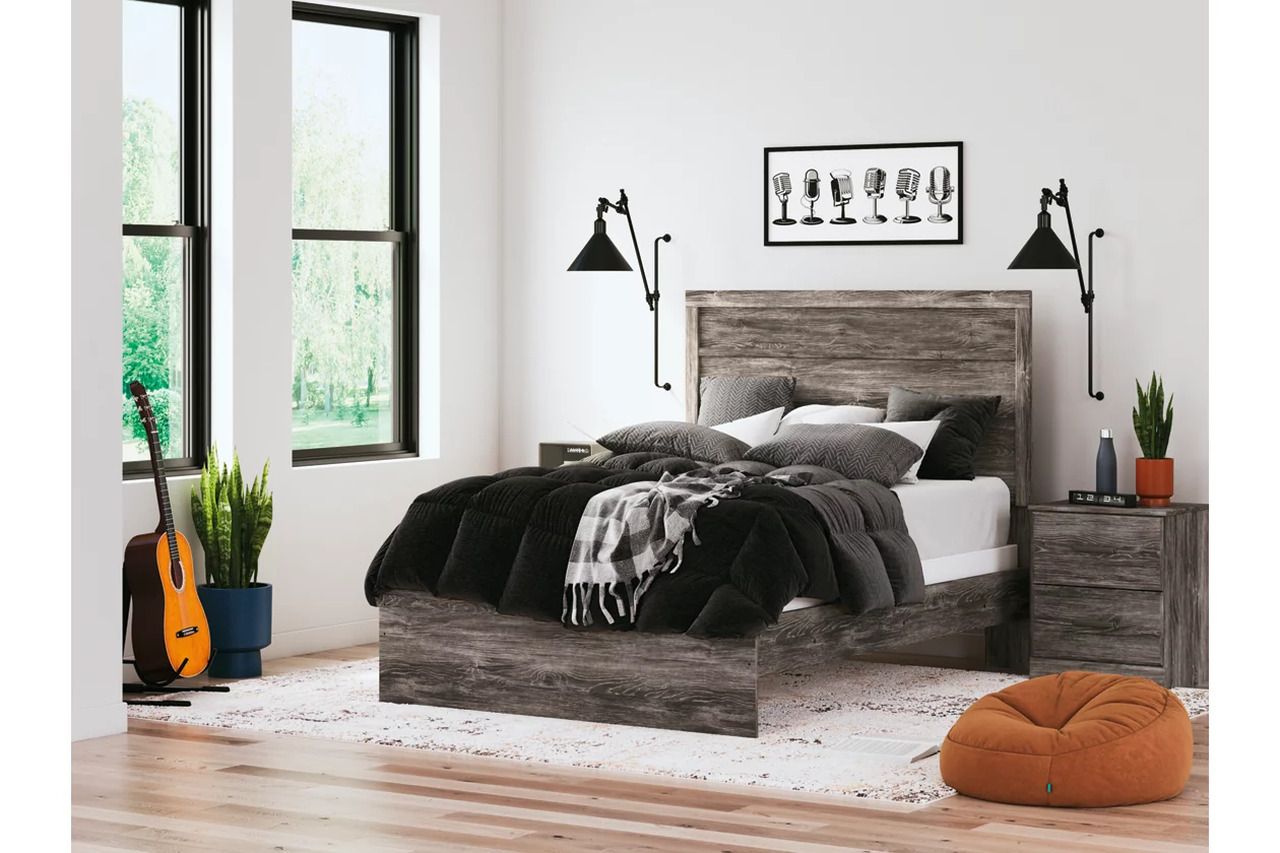Ralinksi Gray Full Panel Bed B2587B4