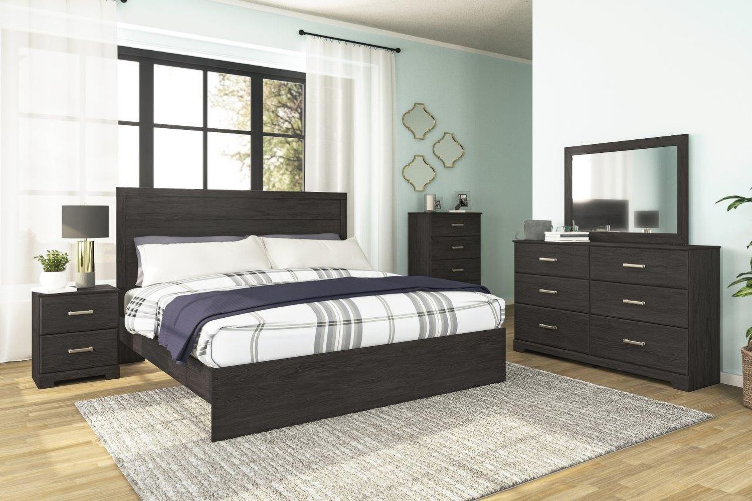 Belachime Black Dresser B258931