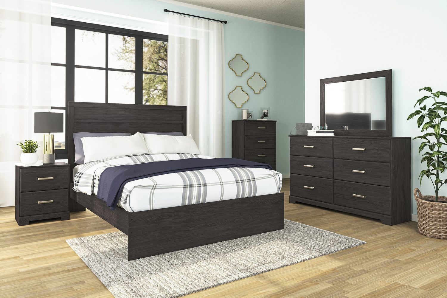Belachime Black Dresser B258931