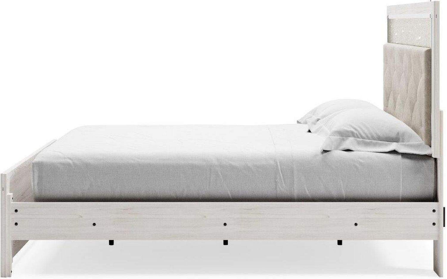 Altyra White King Panel Bed B2640B3