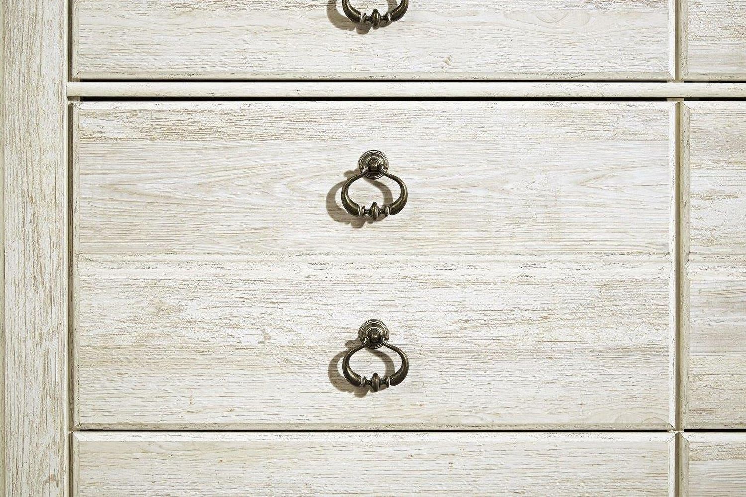Willowton Two-tone Dresser B26731