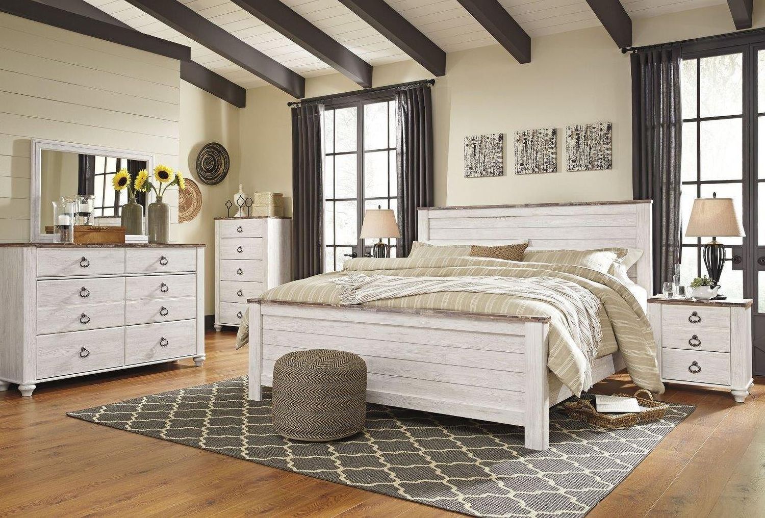 Willowton Two-tone Dresser B26731