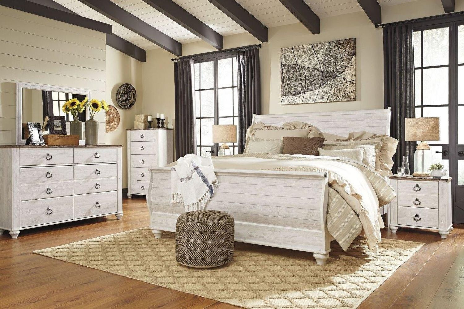 Willowton Two-tone Dresser B26731
