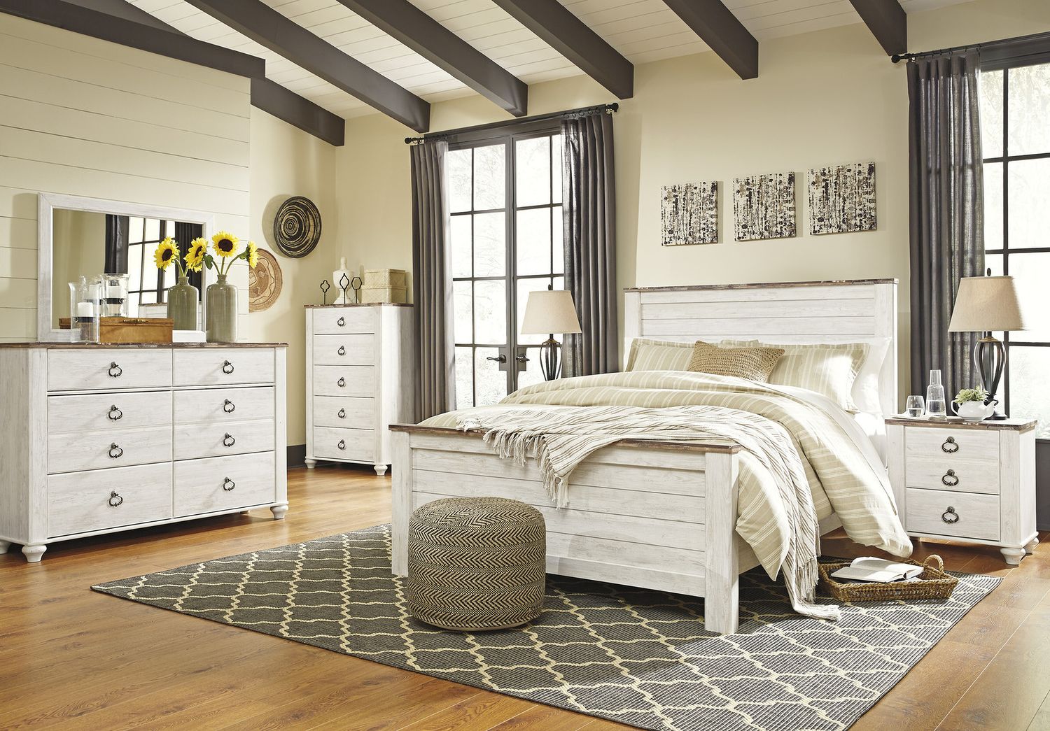 Willowton Two-tone Dresser B26731