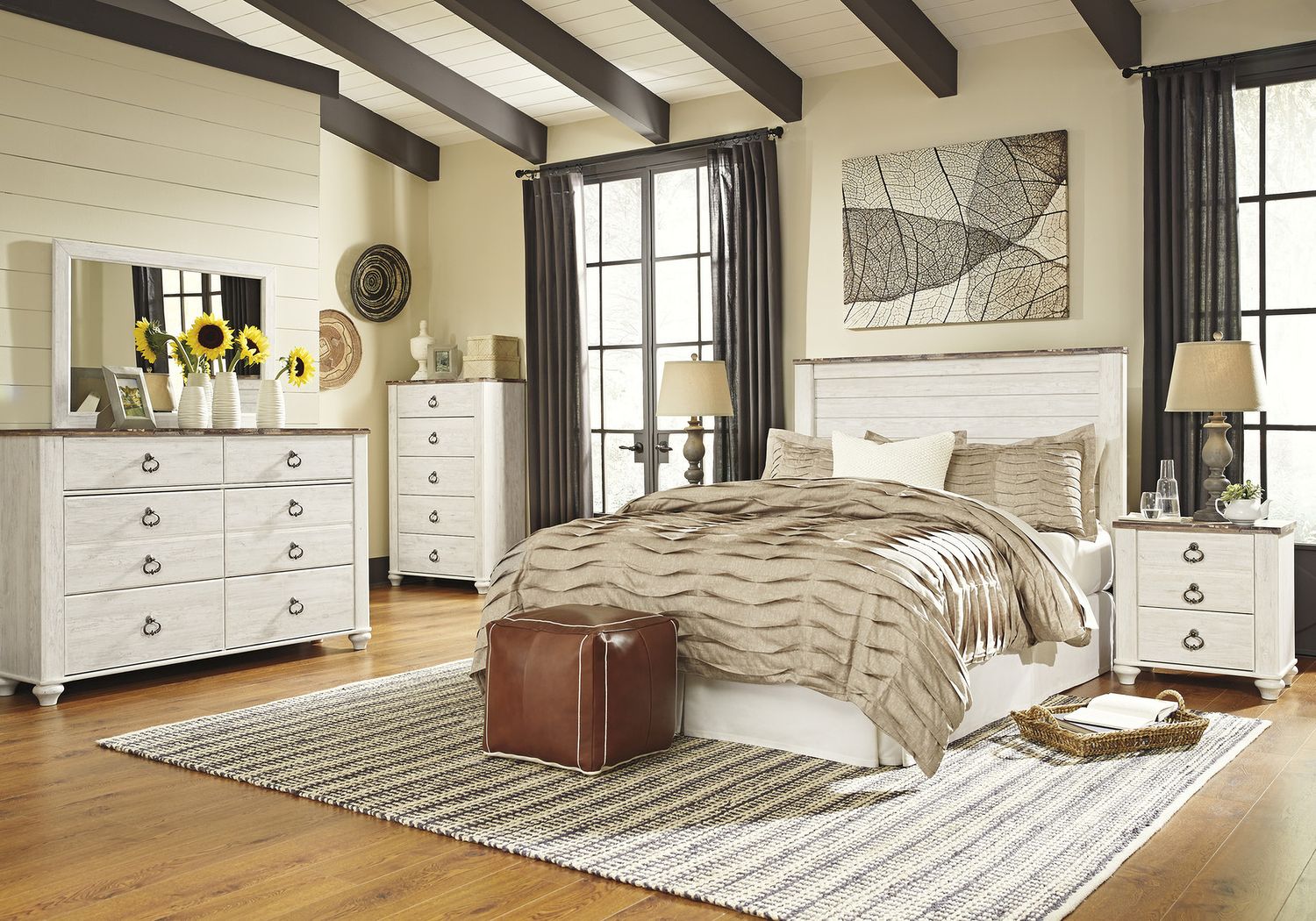 Willowton Two-tone Dresser B26731