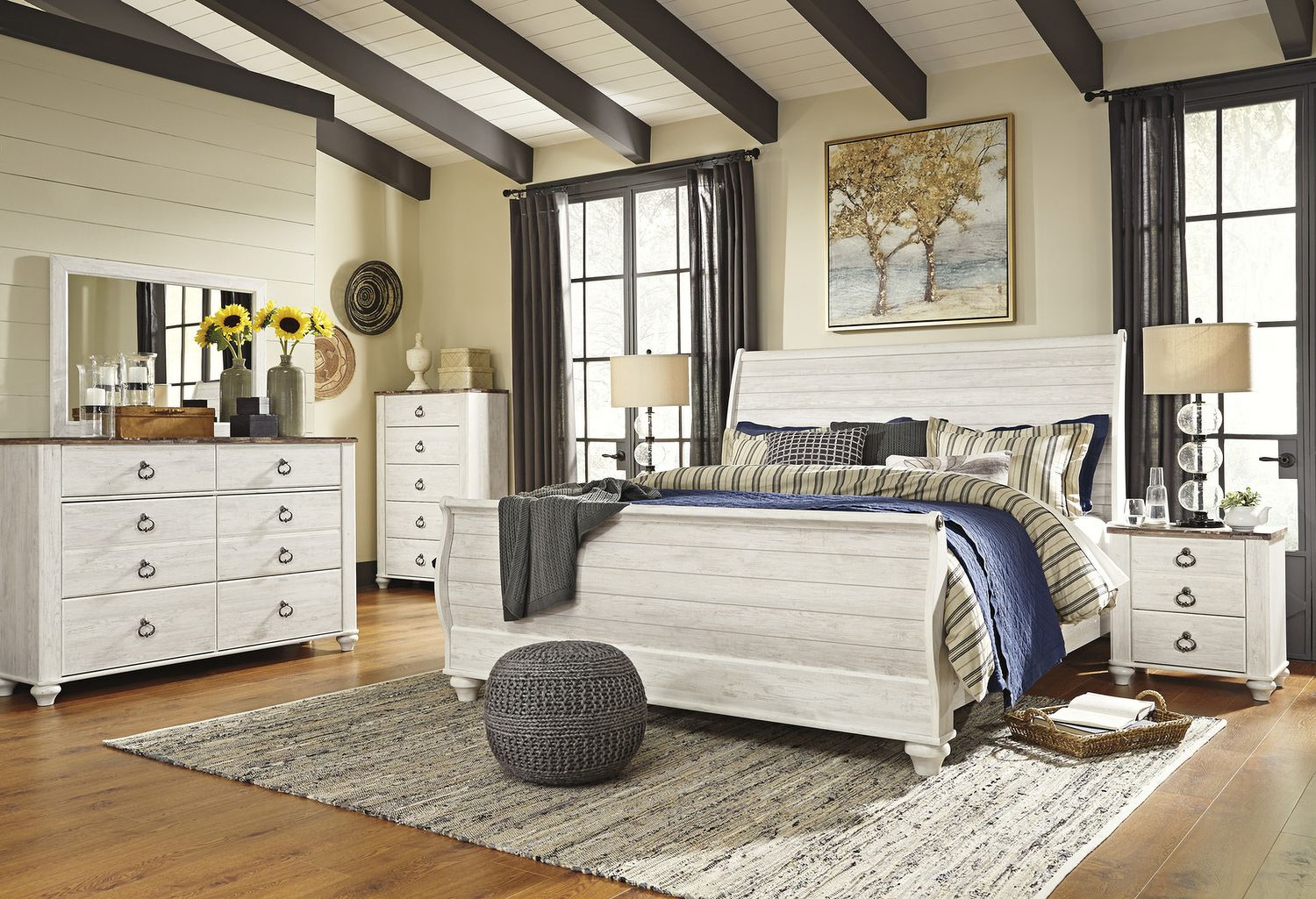 Willowton Two-tone Dresser B26731