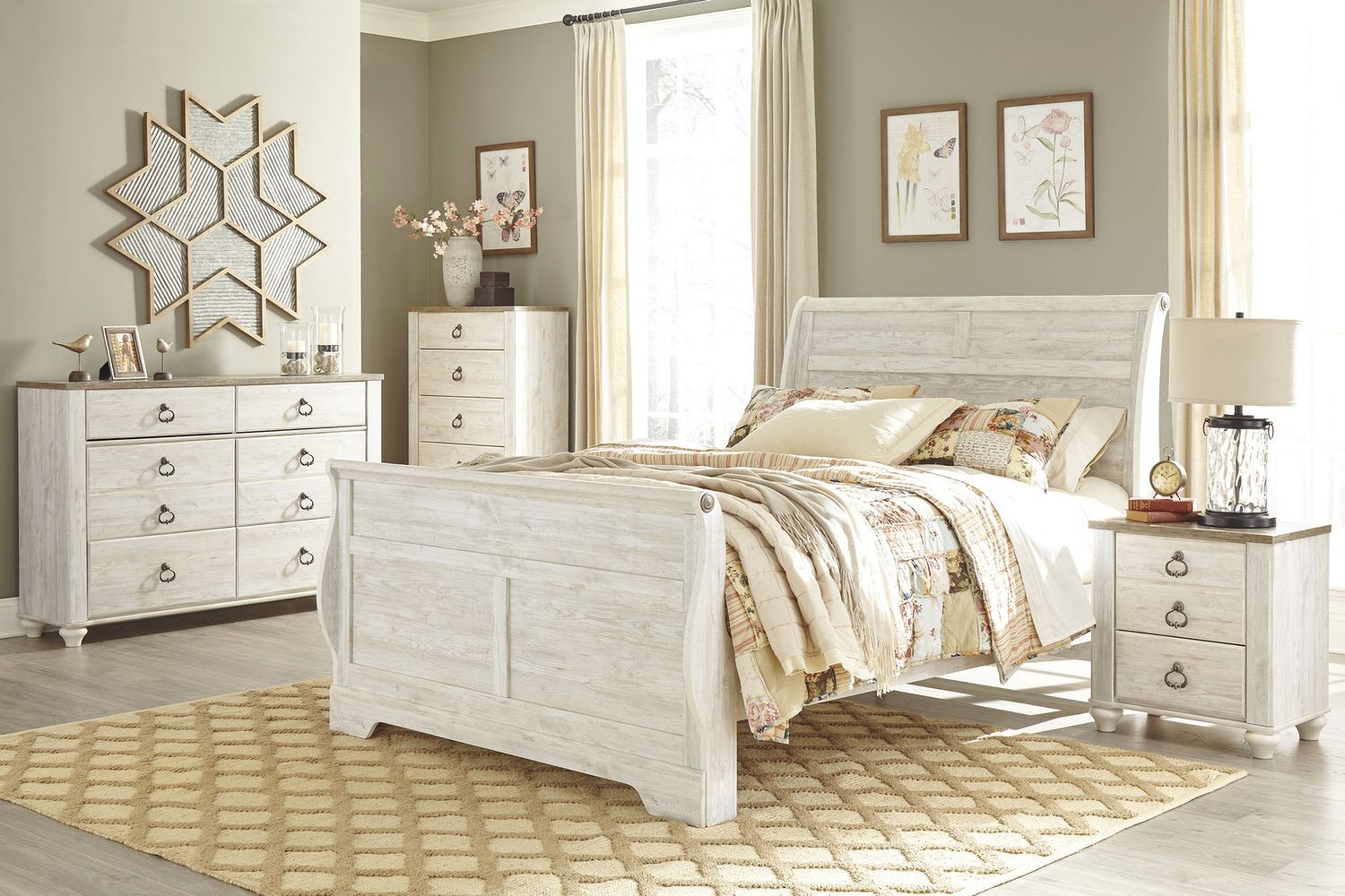 Willowton Two-tone Dresser B26731