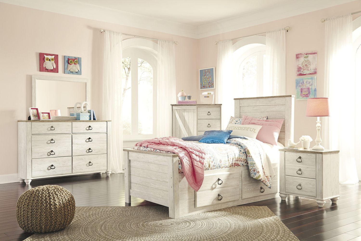 Willowton Whitewash Bedroom Mirror B26736
